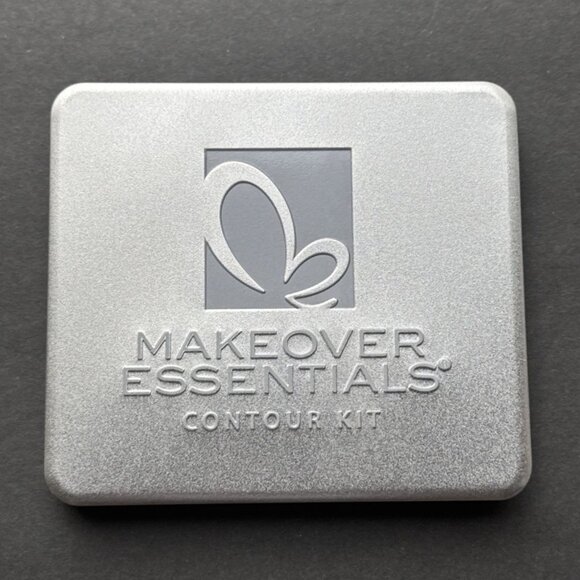 ＭＥ 𝗠𝗔𝗞𝗘𝗢𝗩𝗘𝗥 𝗘𝗦𝗦𝗘𝗡𝗧𝗜𝗔𝗟𝗦 𝗖𝗢𝗡𝗧𝗢𝗨𝗥 𝗞𝗜𝗧 🟤🟡 - Picture 4 of 15